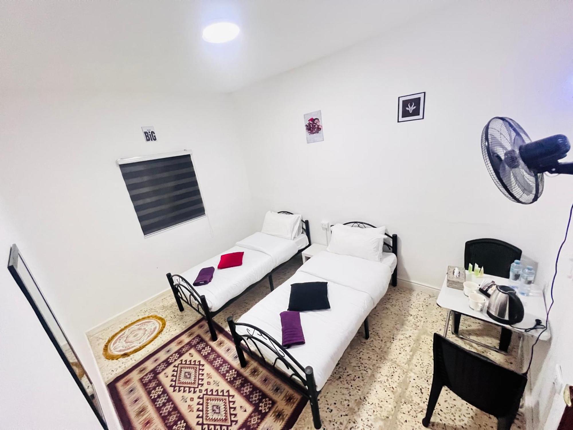 Desert Moon Hostel Wadi Musa Ngoại thất bức ảnh